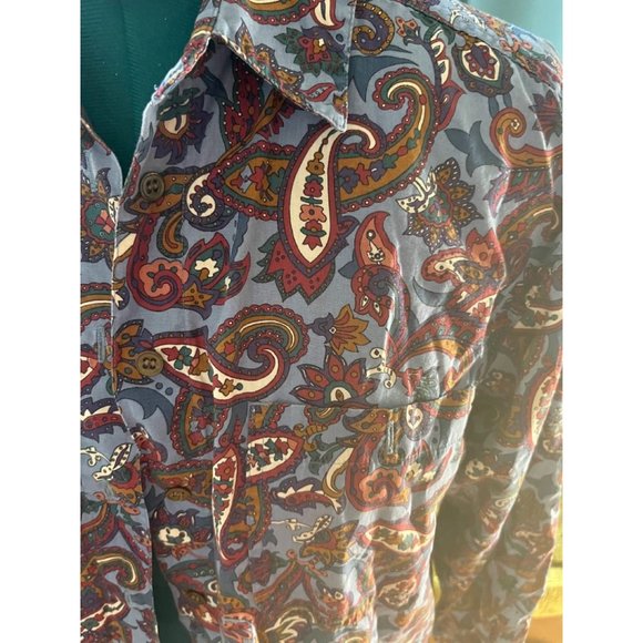 80s Neutral Colors + Blue Paisley Collared Button-Up Shirt - Picture 5 of 5
